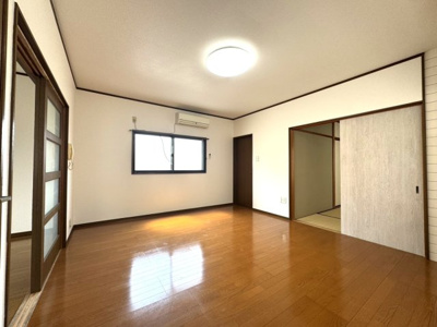 【居間・リビング】 | テラスハウス紫竹西南町