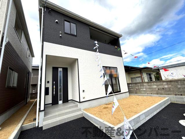 クレイドルガーデン東方2号棟　松山市東方町第2-2号棟(全2棟)　新築建売分譲2号棟の外観|外観も気になるポイント