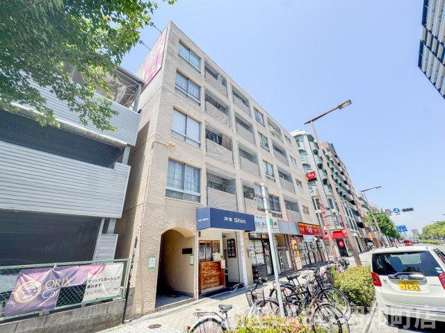 泉第2ハイツの外観