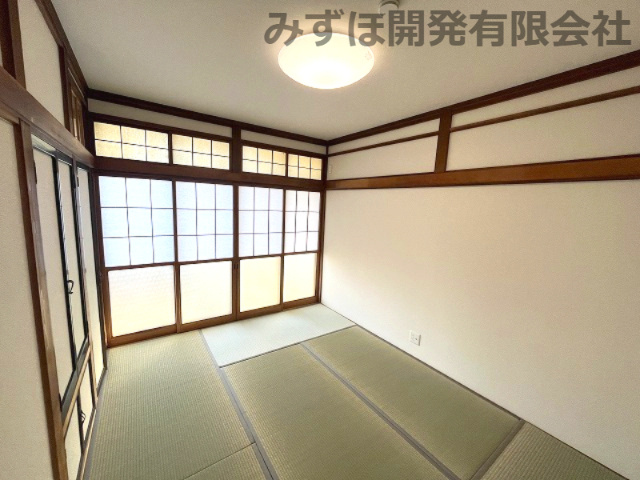 米沢市窪田町窪田1135-2の和室|畳は表替え済で気持ちの良い空間に!!