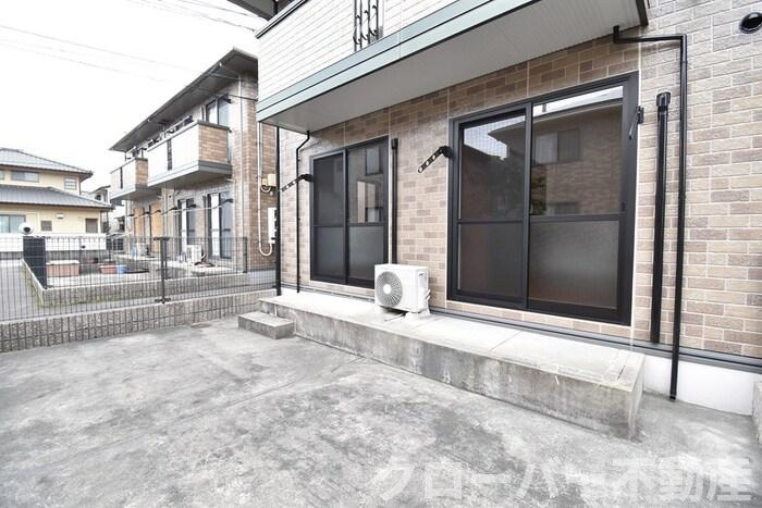 リビングタウン宇多津 A棟の庭|庭（専用庭）