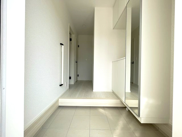 廿日市市阿品台3丁目　№35625の玄関|明るく開放的な
玄関です。