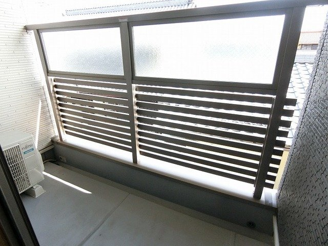 イオス　本今のバルコニー