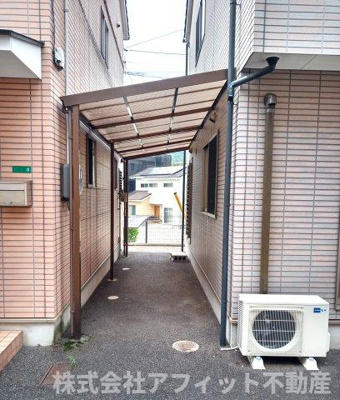 【その他共用部分】 | ローズさかき | 屋根付き駐輪場