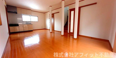 【居間・リビング】 | ローズさかき | LDK14.5帖