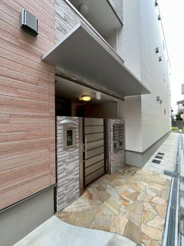 フジパレス高石駅北Ⅲ番館 のエントランス