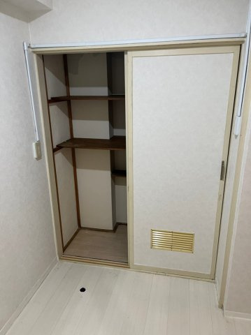 プレゼンス西浜の収納