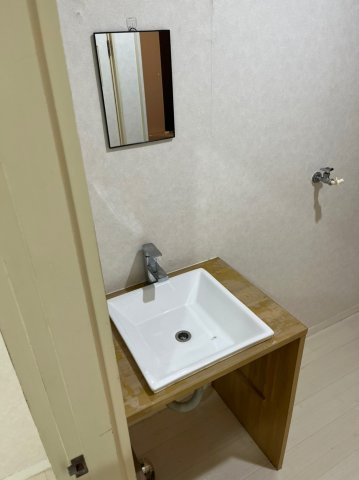 プレゼンス西浜の洗面所