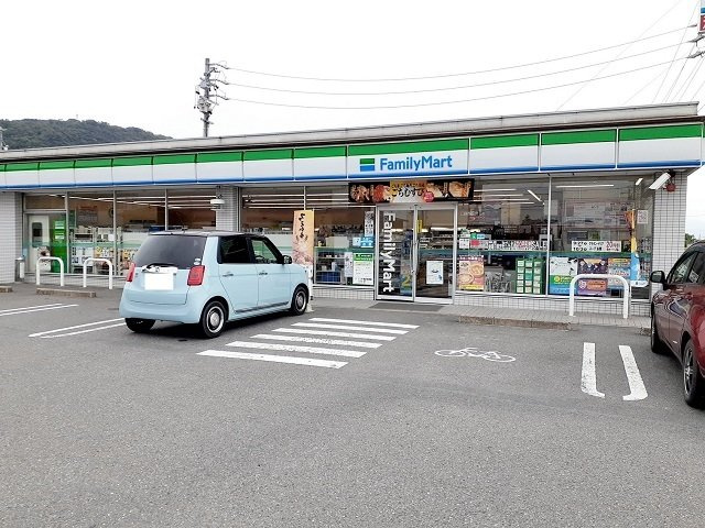 スフリーズ赤坂　Ⅰの周辺|ファミリーマート大垣赤坂店まで536m