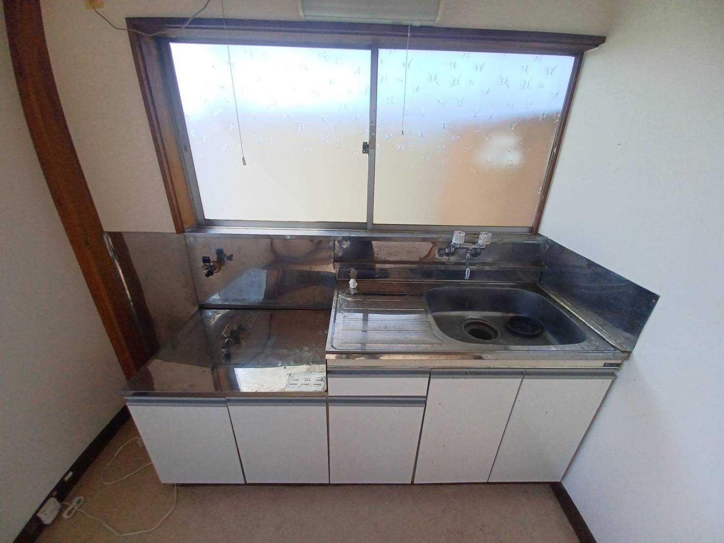 小宅マンションのキッチン