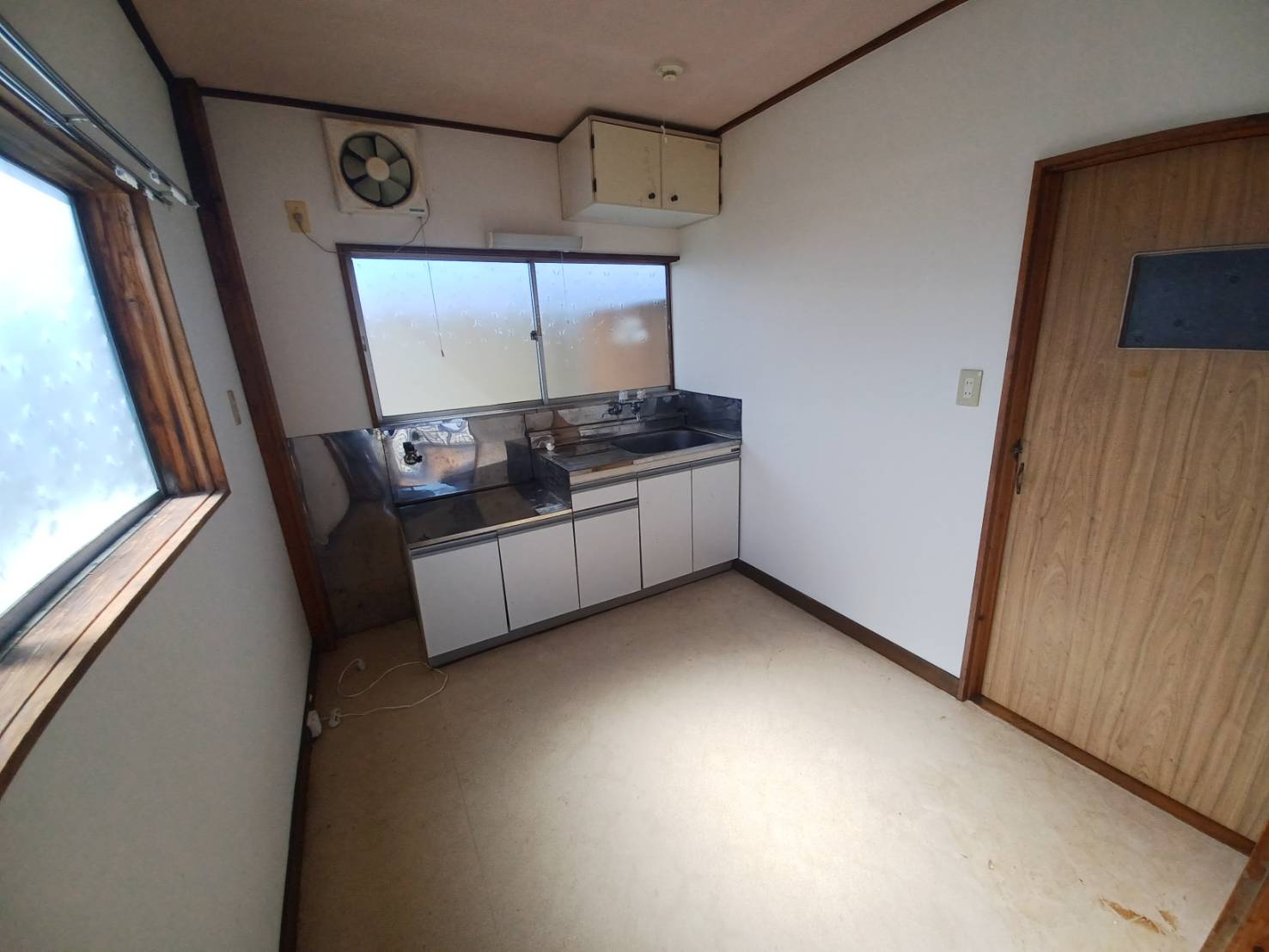 小宅マンションのキッチン