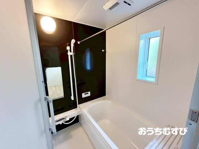 春日井市西高山町第2(全8棟)5号棟の浴室