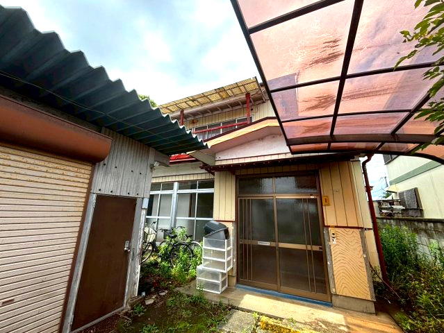 【倉庫併用住宅付き】真岡市掘込　中古住宅の外観