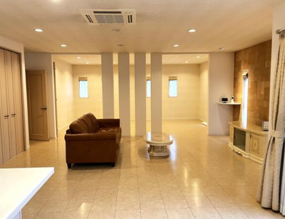 【居間・リビング】 | 熊本県熊本市東区下江津4丁目