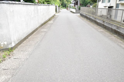 【前面道路含む現地写真】 | 鹿屋市寿8丁目　中古戸建