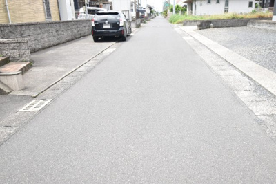 【前面道路含む現地写真】 | 鹿屋市寿8丁目　中古戸建