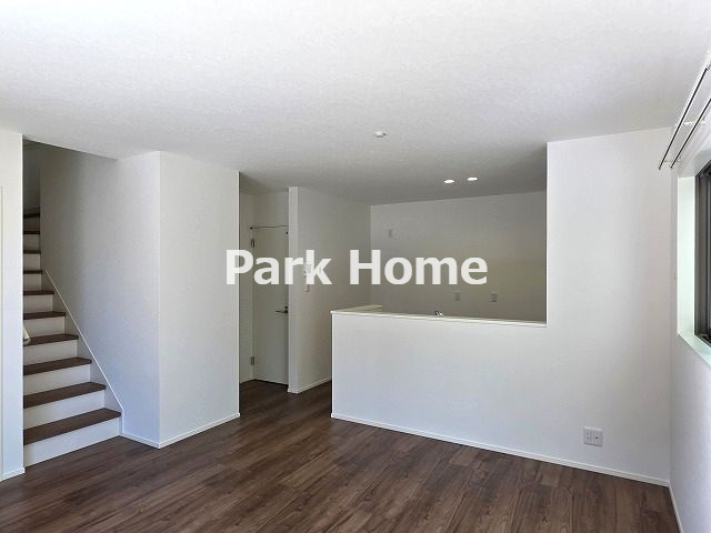 高知市瀬戸南町2丁目 ①　新築戸建ての居間・リビング|１F：15.2LDK