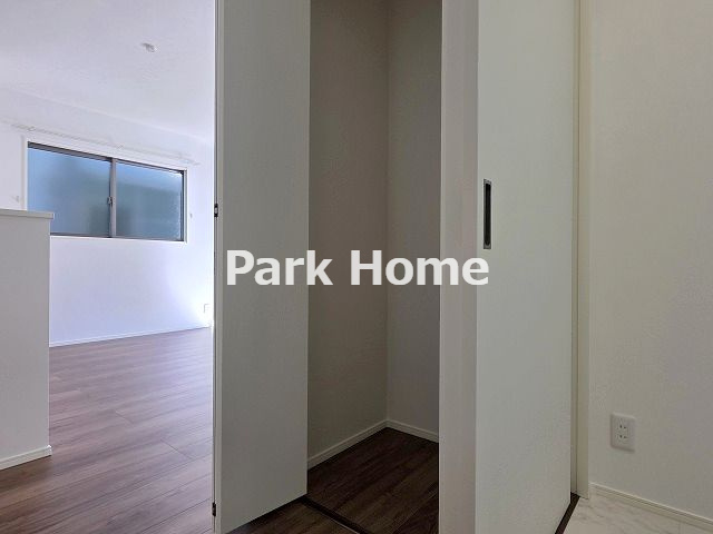 高知市瀬戸南町2丁目 ①　新築戸建ての収納