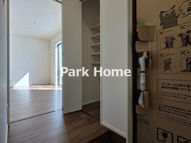 高知市瀬戸南町2丁目 ①　新築戸建ての玄関