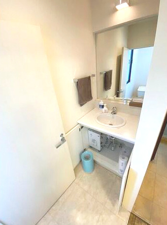 吹田市片山町1丁目　貸店舗の洗面所