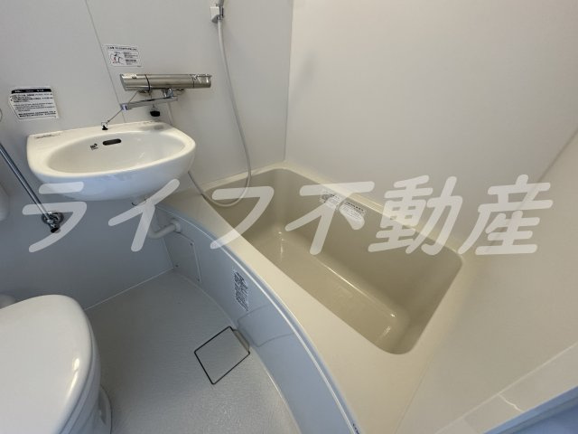 アクアコート　仲介手数料無料の浴室|コンパクトで使いやすいお風呂です