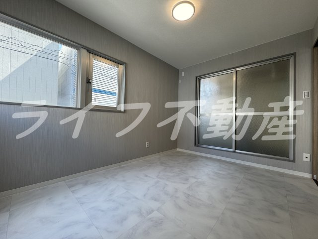 アクアコート　仲介手数料無料の内装|内装は落ち着いています