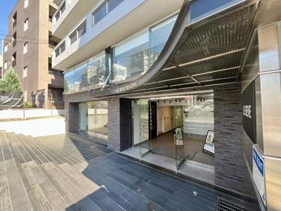 【エントランス】 | ＬＥ　ＲＥＶＥ（ル・レーヴ） | エントランス 