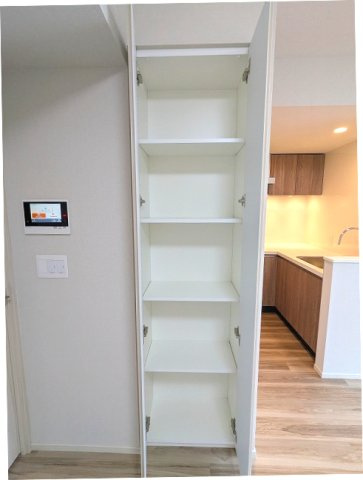 GEO ENT AKIHABARAの設備|リビングの収納