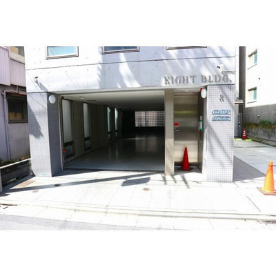 【エントランス】 | エイトビルディング |  