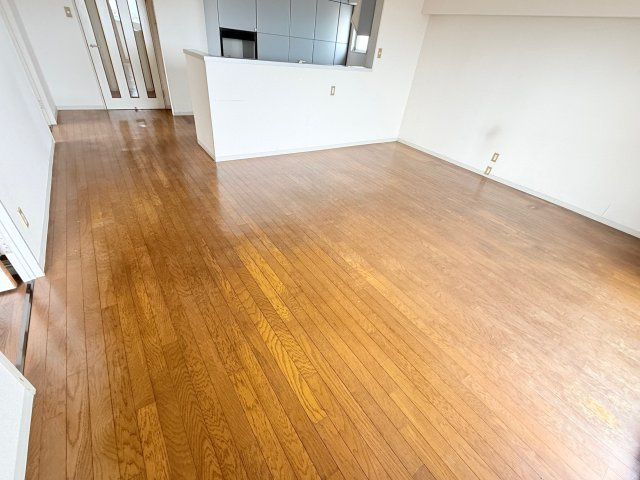 プレアール大垣本町の居間・リビング