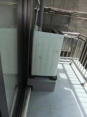 【バルコニー】 | ホワイトプラザ　１階