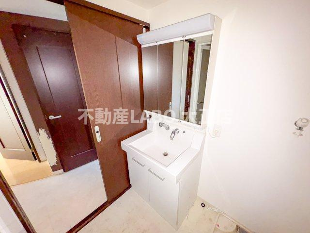 サムティ難波グレイスの洗面所