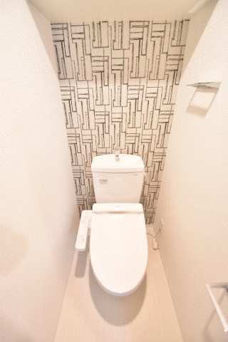 大阪市都島区東野田町５丁目の賃貸マンションのトイレ