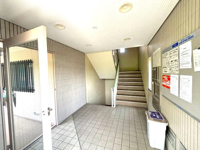 リーヴァ三日市のロビー
