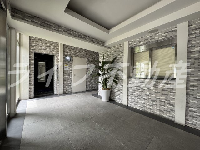 レジディア玉造のロビー|毎日通るロビーはこのようになっています