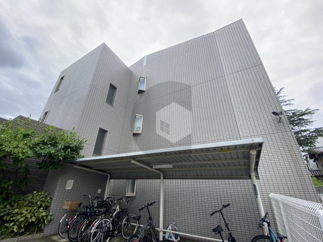 ヴァン・ベールの外観