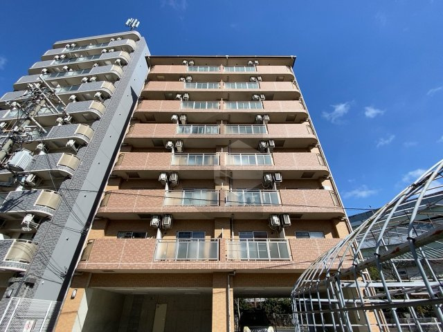 ロータリーマンション長田東の外観