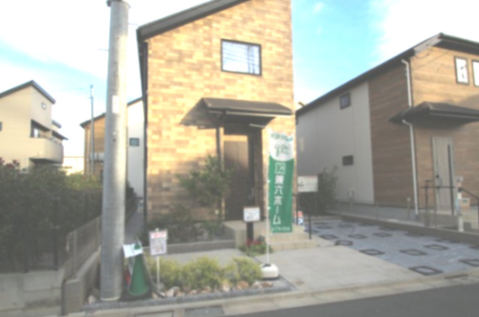 【兼六パークタウン】花小金井33期　全42棟残１棟！の外観|全邸に固定階段付き小屋裏収納「Eスペース」付、快適な暮らしを支える設備や機能も多数採用しています。