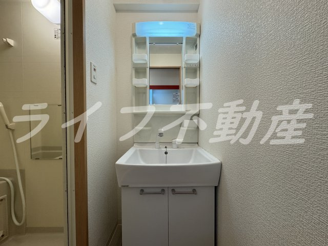 ルミエール大今里の独立洗面台|独立洗面台です