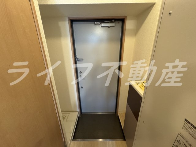 ルミエール大今里の玄関|シンプルで使いやすい玄関です