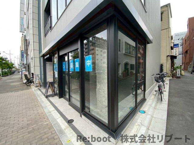 ＣＯＮＮＥＣＴ　ＳＱＵＡＲＥ　ＴＯＹＯＣＨＯの外観