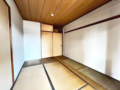 【和室】 | ファミールハイツ泉大津SHC 2番館 | リビング隣の和室で食後にゴロンと横になれるのも魅力です♪