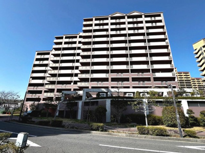 【外観】 | ファミールハイツ泉大津SHC 2番館 | 南海本線「泉大津」駅まで徒歩１５分！毎日の通勤や通学に便利です♪