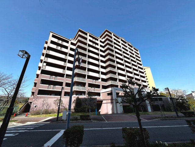 ファミールハイツ泉大津SHC 2番館の外観|お家探しを始めてみようと思われたら是非【イエストア】までお気軽にご相談下さいませ♪
