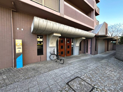  | ファミールハイツ泉大津SHC 2番館 | マンション入り口。管理体制の整ったマンションです♪