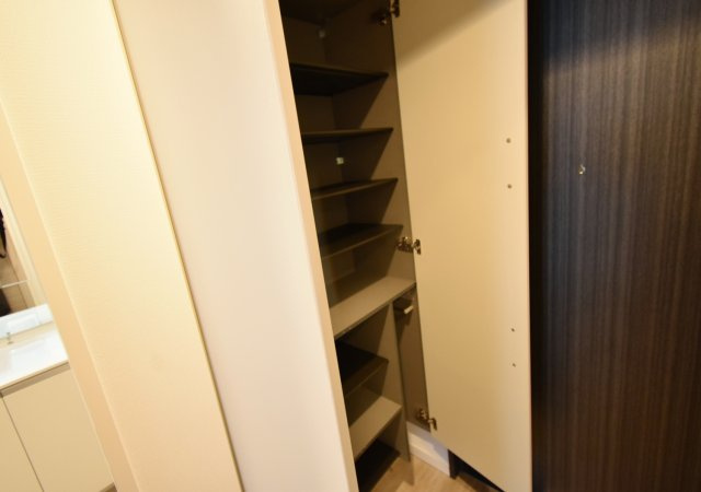 セキュリアコート西宮北口の収納|シューズBOX