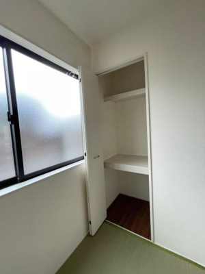 【収納】 | 前橋市富士見町小沢 3号棟 | 和室の収納はお布団も収納し易い仕切り棚付きです。