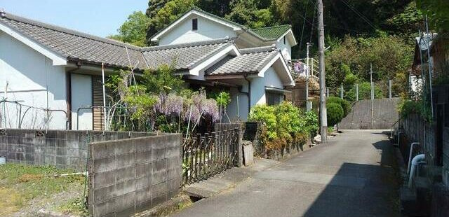 和歌山県海南市重根の庭