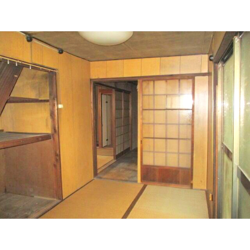 海南市大野中の内装