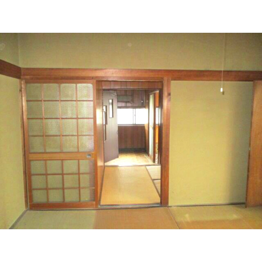 海南市大野中の内装